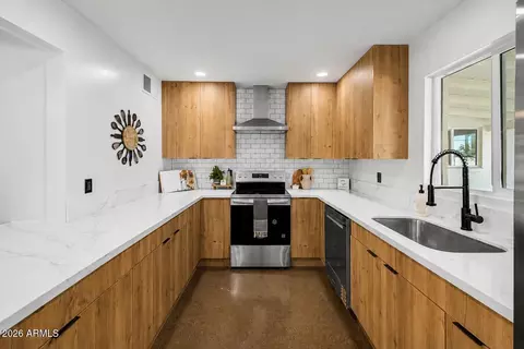 2130 W Weldon Ave, Phoenix, AZ 85015 photo 4