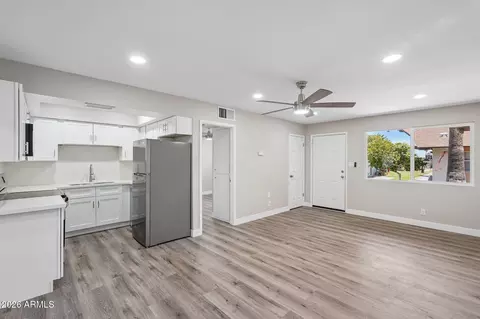6721 E Mcdowell Rd #D302, Scottsdale, AZ 85257