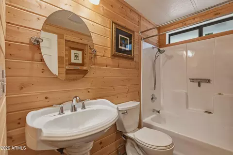 Bath - 1108 N William Tell Cir, Payson, AZ 85541 photo 3 of 3