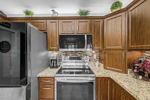 Kitchen - 5830 E Mckellips Rd #118, Mesa, AZ 85215 photo 4 of 5