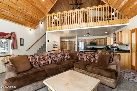 7835 E Knighthood Ln, Williams, AZ 86046
