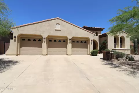 2004 W Calle De Las Estrellas Dr, Phoenix, AZ 85085