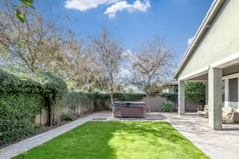 Exterior - 2929 E Appaloosa Rd, Gilbert, AZ 85296 photo 4 of 11