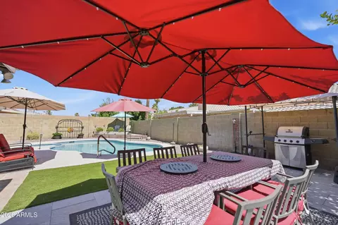 Exterior - 4019 E Morrow Dr, Phoenix, AZ 85050 photo 13 of 13