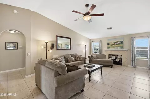Living - 4019 E Morrow Dr, Phoenix, AZ 85050 photo 1 of 3
