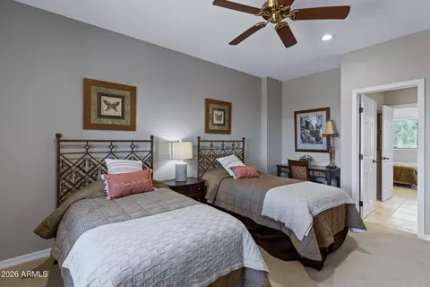 Bedroom - 3939 E Crest Ln, Phoenix, AZ 85050 photo 5 of 7