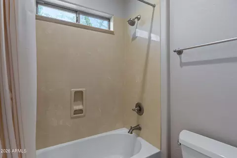 Bath - 3939 E Crest Ln, Phoenix, AZ 85050 photo 6 of 6