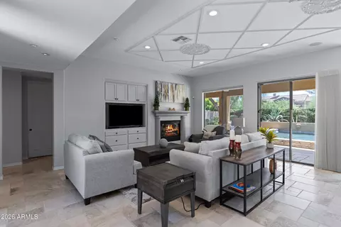 Living - 3939 E Crest Ln, Phoenix, AZ 85050 photo 2 of 4