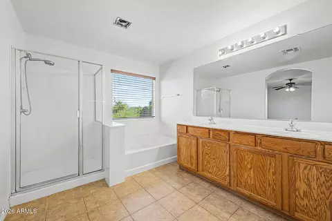 Bath - 1447 E Mia Ln, Gilbert, AZ 85298 photo 2 of 4