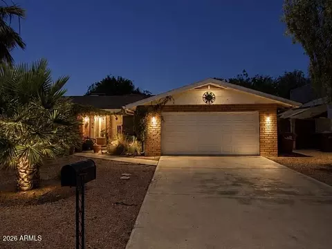 3008 N 82nd St, Scottsdale, AZ 85251