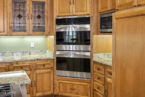 Kitchen - 3751 E Nance Cir, Mesa, AZ 85215 photo 8 of 11
