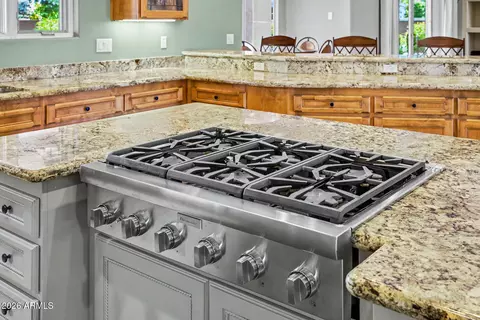 Kitchen - 3751 E Nance Cir, Mesa, AZ 85215 photo 9 of 11
