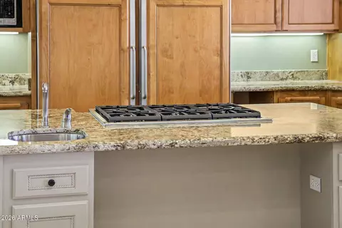 Kitchen - 3751 E Nance Cir, Mesa, AZ 85215 photo 7 of 11