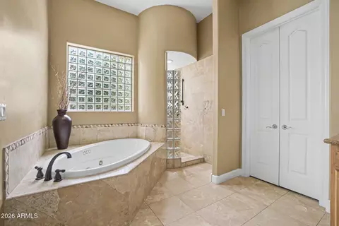 Bath - 3751 E Nance Cir, Mesa, AZ 85215 photo 6 of 14
