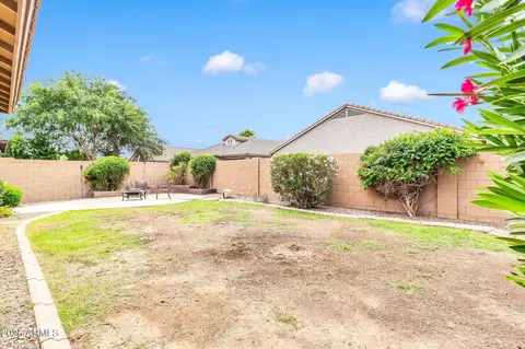 Exterior - 10865 E Sentiero Ave, Mesa, AZ 85212 photo 2 of 12