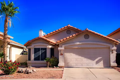 7708 W Oraibi Dr, Glendale, AZ 85308