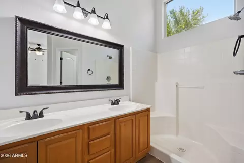 Bath - 3961 E Pinon Ct, Gilbert, AZ 85234 photo 2 of 2