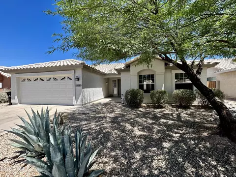 108 W Behrend Dr, Phoenix, AZ 85027