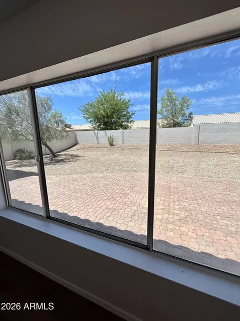 Exterior - 108 W Behrend Dr, Phoenix, AZ 85027 photo 2 of 3
