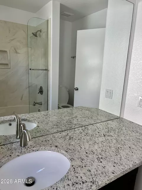 Bath - 108 W Behrend Dr, Phoenix, AZ 85027 photo 5 of 6