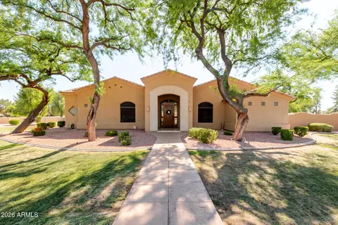 650 N Bullmoose Dr, Chandler, AZ 85224