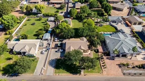 View/Area - 2141 E Melrose St, Gilbert, AZ 85297 photo 12 of 14
