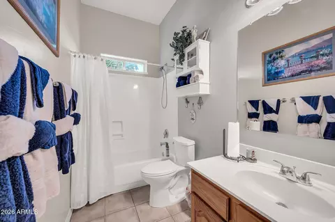 Bath - 2141 E Melrose St, Gilbert, AZ 85297 photo 3 of 4
