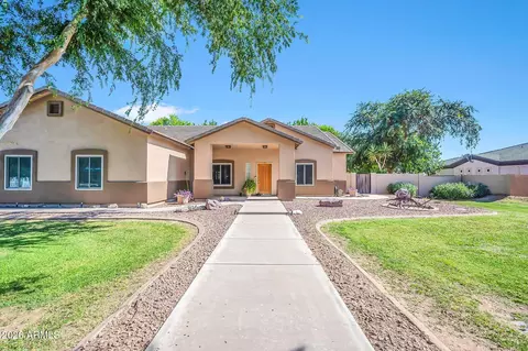 Exterior - 2141 E Melrose St, Gilbert, AZ 85297 photo 6 of 19