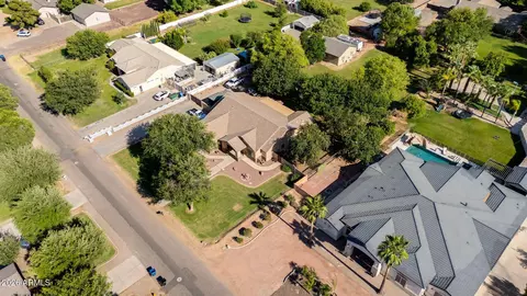 View/Area - 2141 E Melrose St, Gilbert, AZ 85297 photo 5 of 14