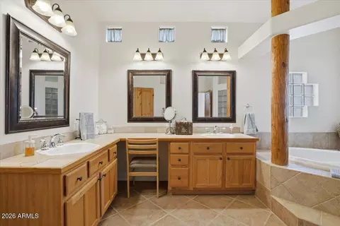 Bath - 10315 E Jensen St, Mesa, AZ 85207 photo 1 of 7