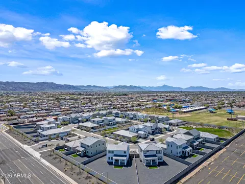 View/Area - 4607 S 23rd Way, Phoenix, AZ 85040 photo 16 of 16