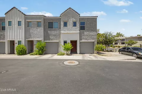 Exterior - 8342 N 22nd Ln N, Phoenix, AZ 85021 photo 1 of 5