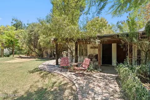 Exterior - 34 W Pasadena Ave, Phoenix, AZ 85013 photo 7 of 10