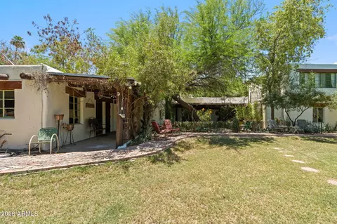 Exterior - 34 W Pasadena Ave, Phoenix, AZ 85013 photo 9 of 10