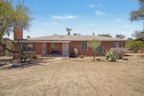 4065 E Roberts Pl, Tucson, AZ 85711