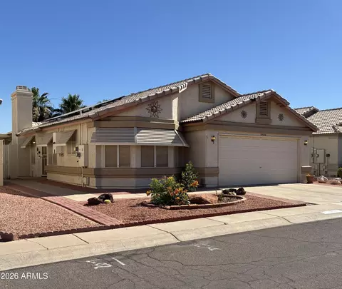 10526 W Yukon Dr, Peoria, AZ 85382