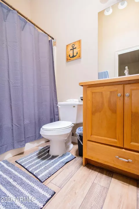 Bath - 503 N Elizabeth Ave, Douglas, AZ 85607 photo 2 of 2