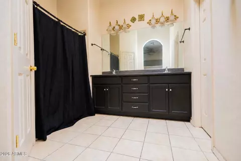 Bath - 503 N Elizabeth Ave, Douglas, AZ 85607 photo 1 of 2