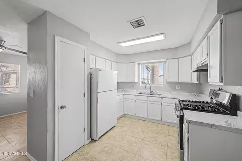 702 W 12th St, Casa Grande, AZ 85122