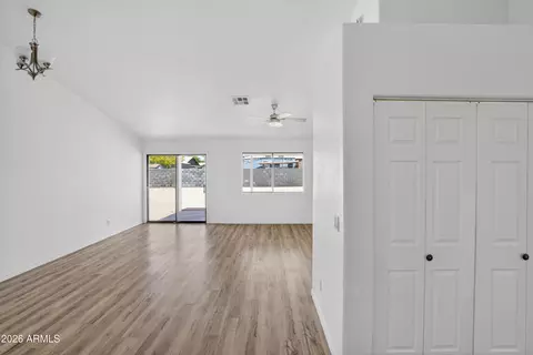 Living - 690 E Osage Ave, Apache Junction, AZ 85119 photo 1 of 7
