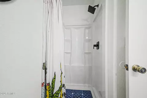 Bath - 3825 E Gail Dr, Phoenix, AZ 85044 photo 3 of 3