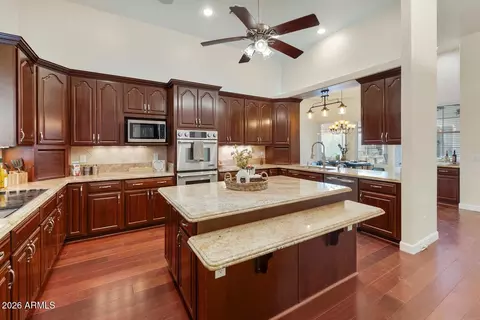 Kitchen - 88 E Toledo Ct, Gilbert, AZ 85295 photo 6 of 12