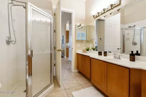 Bath - 88 E Toledo Ct, Gilbert, AZ 85295 photo 7 of 11