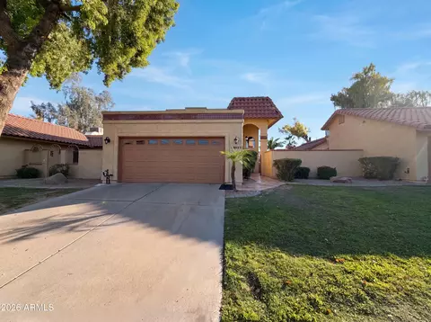 12346 S Shoshoni Dr, Phoenix, AZ 85044