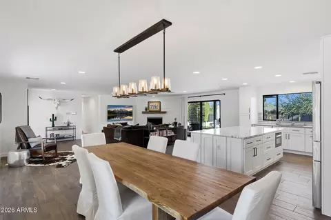Dining - 2219 E Palmaire Ave, Phoenix, AZ 85020 photo 1 of 2