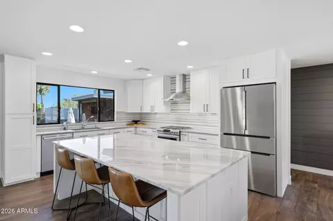 Kitchen - 2219 E Palmaire Ave, Phoenix, AZ 85020 photo 2 of 2