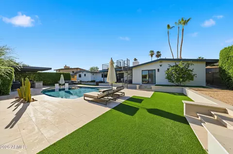 Exterior - 2219 E Palmaire Ave, Phoenix, AZ 85020 photo 9 of 12