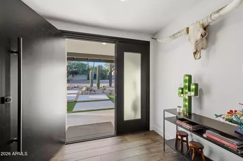 Entry Way - 2219 E Palmaire Ave, Phoenix, AZ 85020 photo 1 of 3