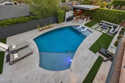 Exterior - 2219 E Palmaire Ave, Phoenix, AZ 85020 photo 10 of 12