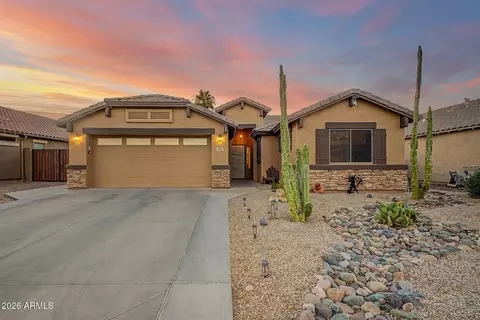 830 E Mule Train Trl, San Tan Valley, AZ 85143